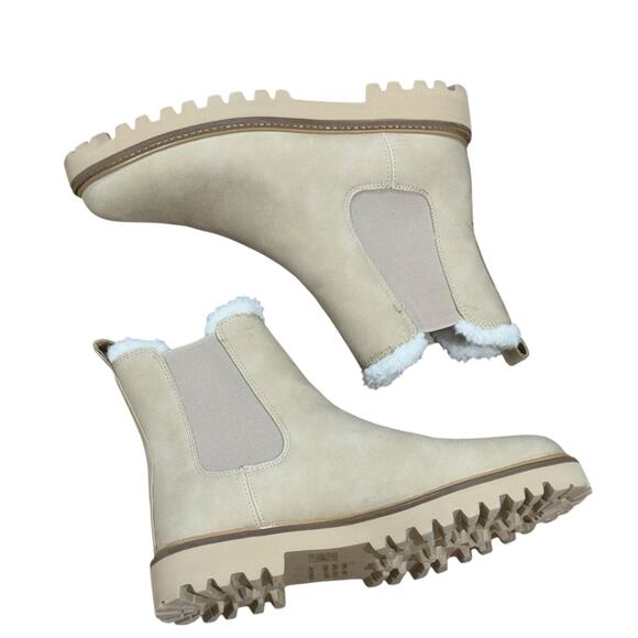 J. Crew Synthetic Upper Lug-Sole Chelsea Boots Round Toe Natural Size 9.5 NWOB - Picture 6 of 12